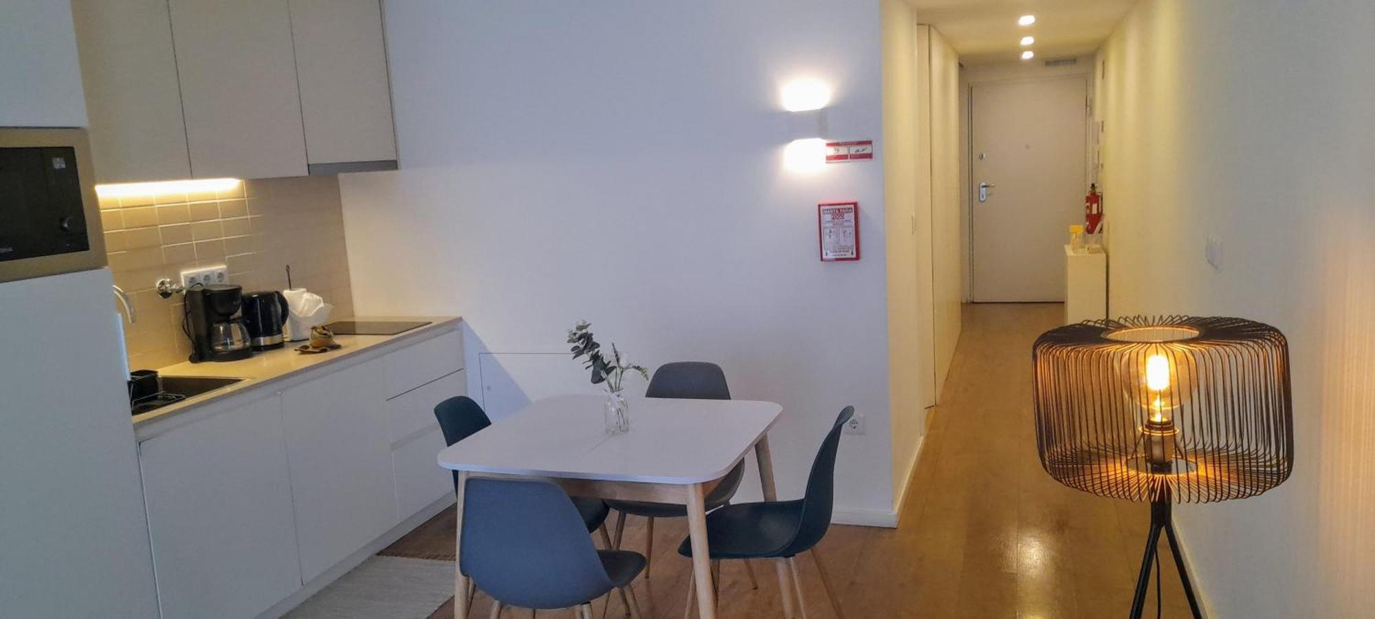 Light Brown Central Apartment Aveiro Eksteriør bilde